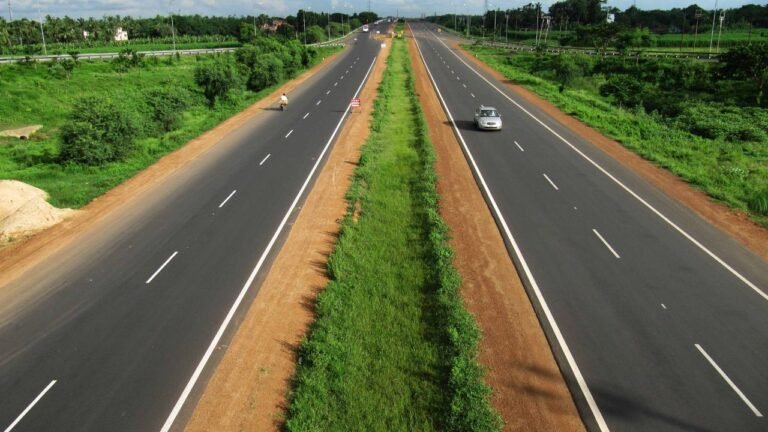 Haryana News: गोगामेड़ी जाने वाले श्रद्धालुओं के लिए खुशखबरी! सिरसा से बनेगा नया स्टेट हाईवे