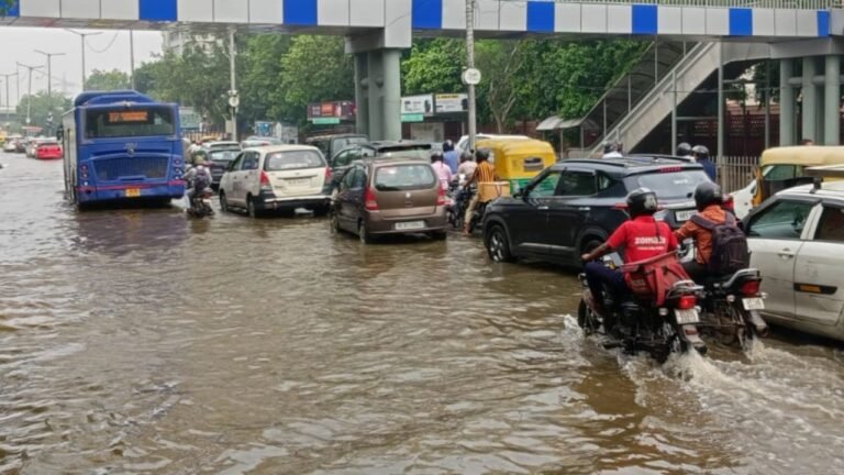 Faridabad में बारिश से पहले तैयार कंट्रोल रूम, अब जलभराव की शिकायत सीधे दर्ज होगी कॉल पर