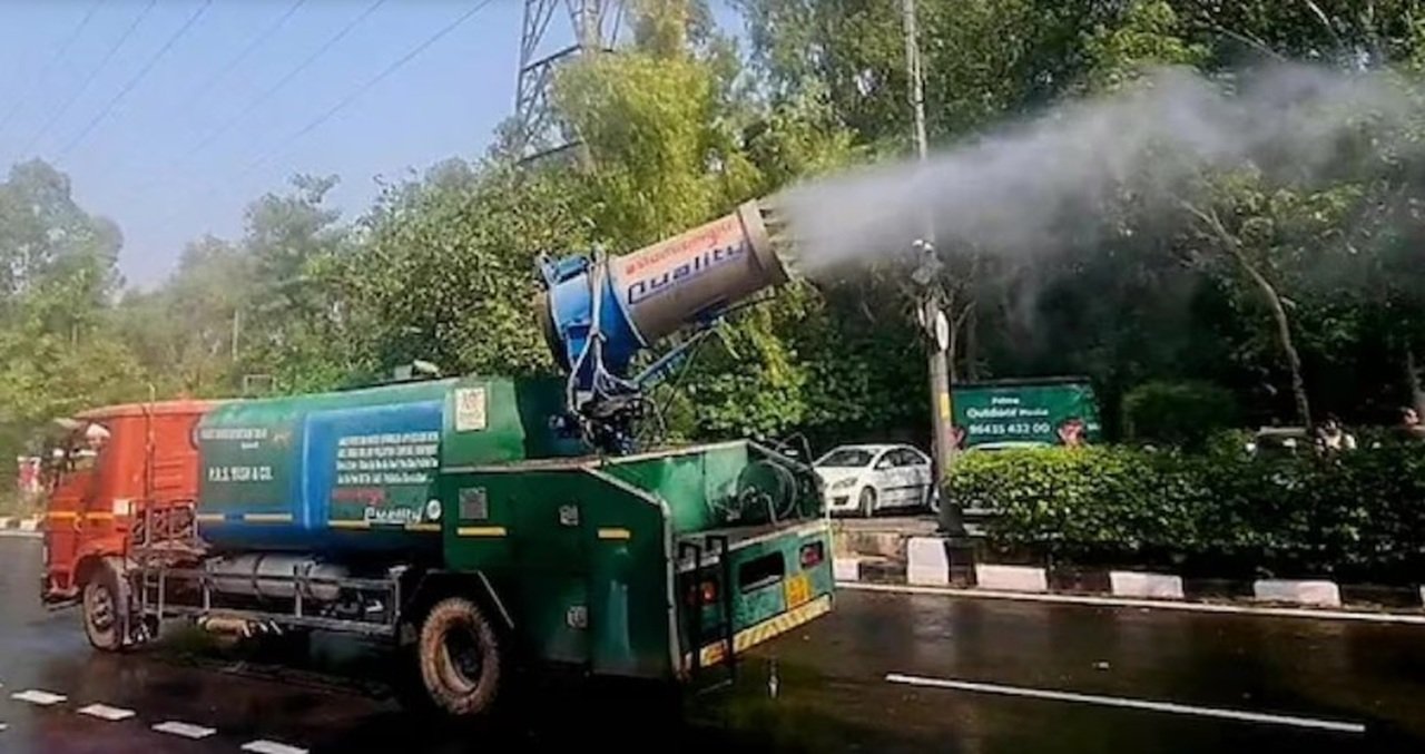 Anti Smog Gun: हरियाणा में प्रदूषण पर सख्ती, 14 शहरों में लगेंगी एंटी स्मॉग गन