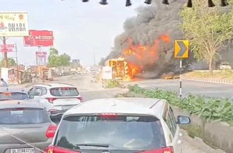 Fire News: NH 48 पर भीषण आग का कहर, ट्रक खाक और यात्रियों को झेलना पड़ा लंबा जाम