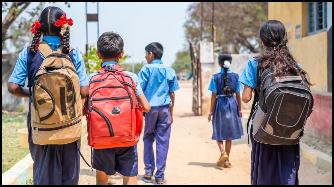 Haryana School: हरियाणा स्कूलों के पास नशे की दुकानें बंद, जानें बच्चों के लिए क्यों उठाया ये बड़ा कदम