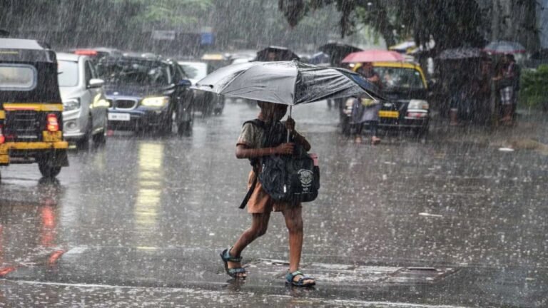 Haryana Weather: हरियाणा वालों के लिए खुशखबरी! आज इन जिलों में होगी बूंदाबांदी, 35 से 28 डिग्री तक गिरेगा पारा