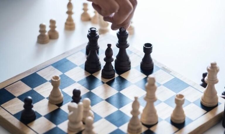 World Chess Cup 2025: गोवा में होगी शतरंज पर जंग, 17 करोड़ की इनामी राशि पर  90 देशों के खिलाड़ी की नजर