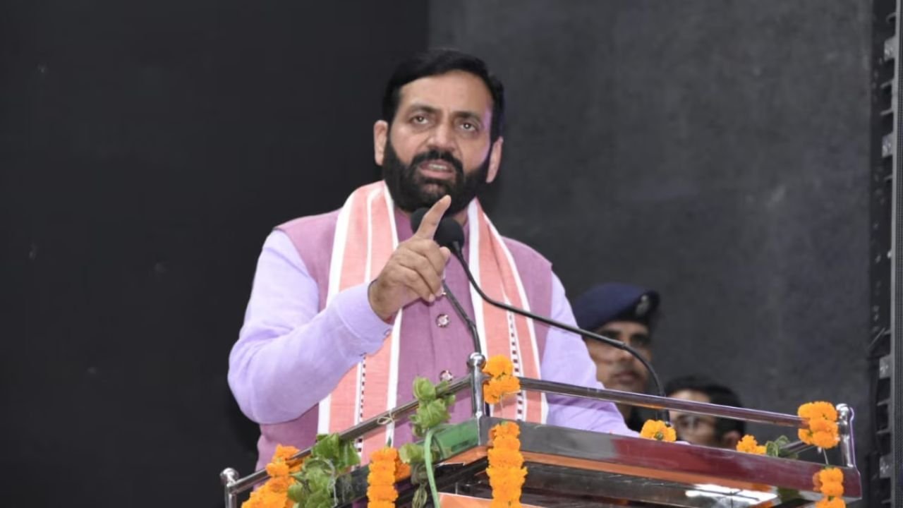 Haryana News: सीएम सैनी का ऐलान, हरियाणा सरकार गरीब और बेघरों को जमीन समेत बनाएगी घर, बड़ी खुशखबरी सामने आई