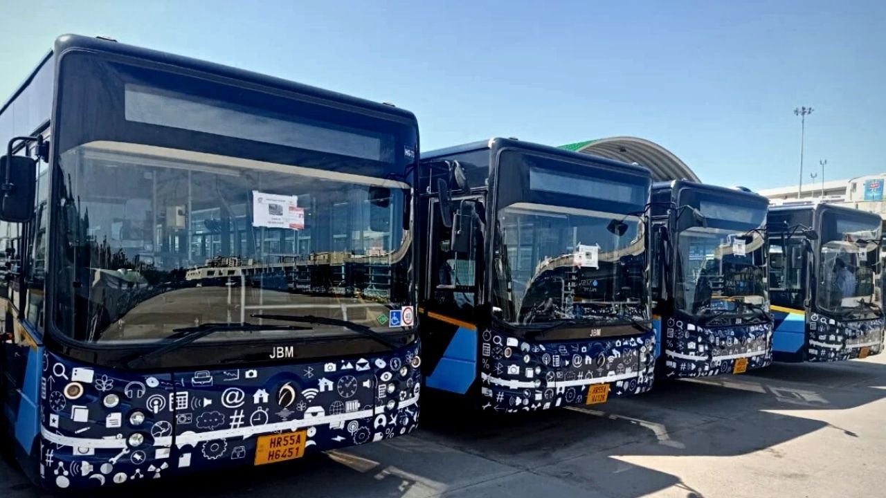 Haryana News: गुरुग्राम में मेट्रो से कनेक्टेड नया सिटी बस टर्मिनल, यात्रियों के लिए सफर होगा और भी सुविधाजनक