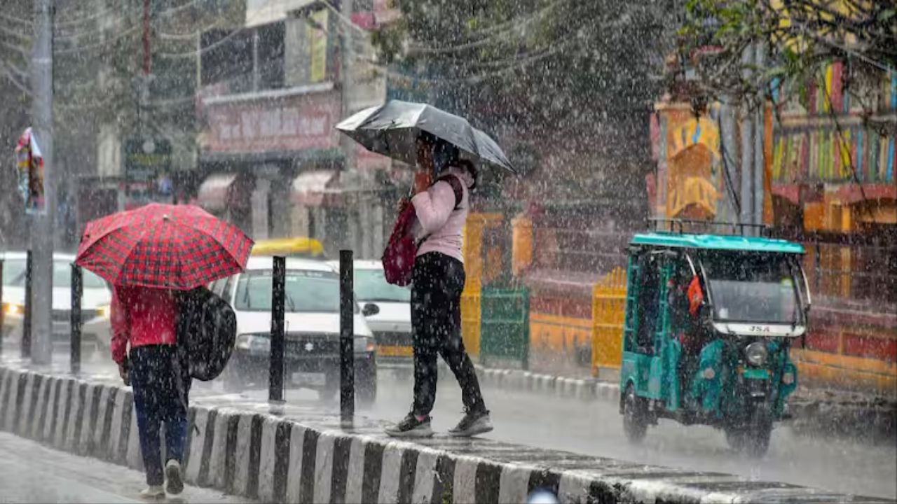 Haryana Weather News: हरियाणा में मौसम ने ली करवट, ठंड बढ़ी और बारिश ने तोड़ा रिकॉर्ड, किसानों के लिए आया सुनहरा मौका