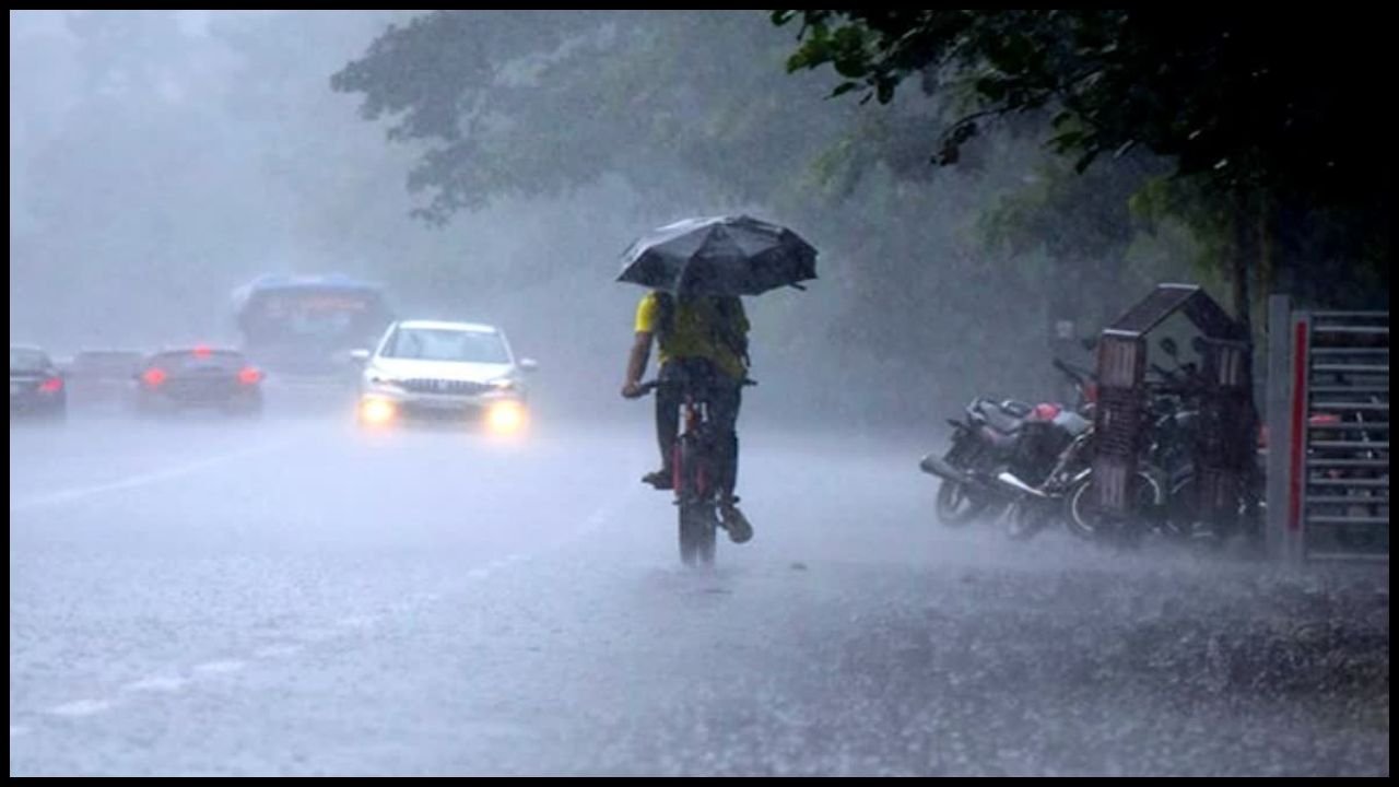 Haryana Weather: हरियाणा में आज 17 जिलों में बारिश का अलर्ट, तेज हवाओं और गरज-चमक के साथ मौसम करेगा बदलापन