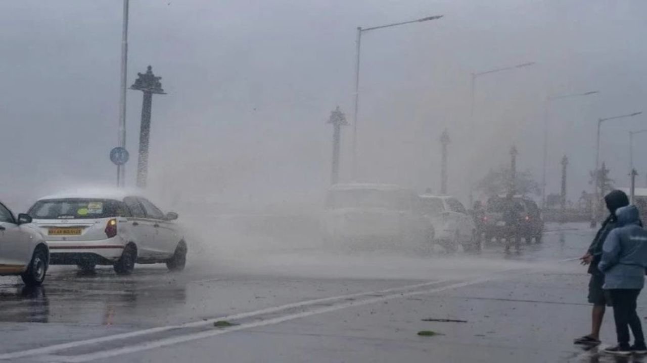 Haryana Weather Update: हरियाणा में तीन दिन तक ठंडी हवाओं का असर, रात का तापमान 17 डिग्री तक गिरने का अनुमान