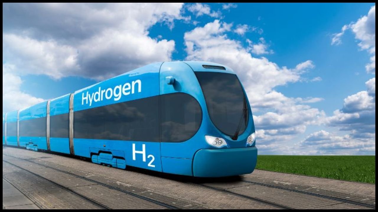 Hydrogen Train: भारत का पहला हाइड्रोजन फ्यूल प्लांट तैयार, जींद-गोहाना-सोनीपत मार्ग पर पर्यावरण के अनुकूल ट्रेन जल्द शुरू