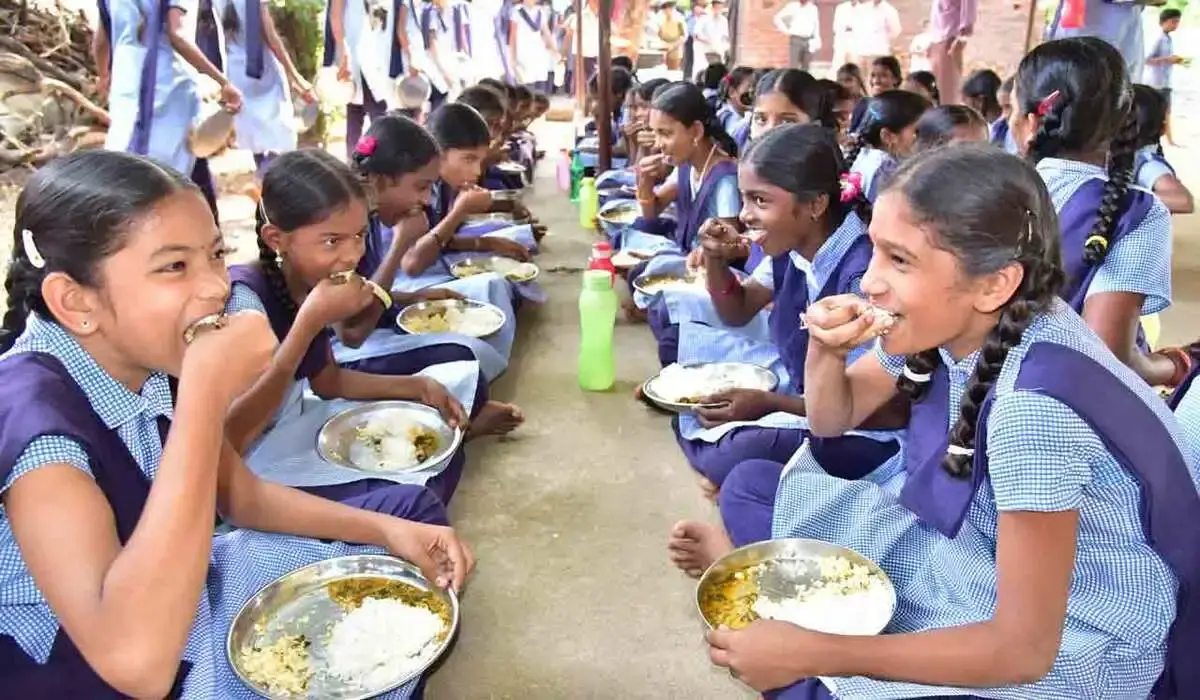 Haryana Mid Day Meal: हरियाणा मिड डे मील में बड़ा बदलाव, पंचकूला से मिलेगा बेहतर क्वालिटी राशन