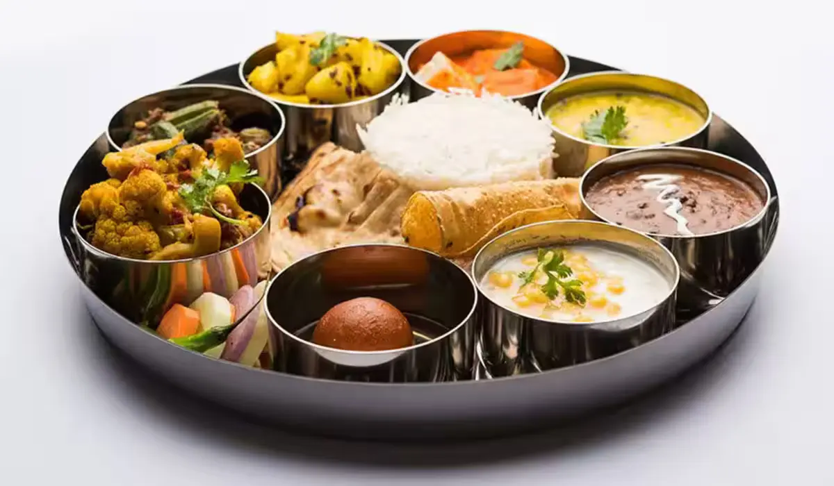 Haryana News: गुरुग्राम में खुलीं दो अटल कैंटीन, श्रमिकों को सिर्फ 10 रुपए में अनलिमिटेड पौष्टिक खाना