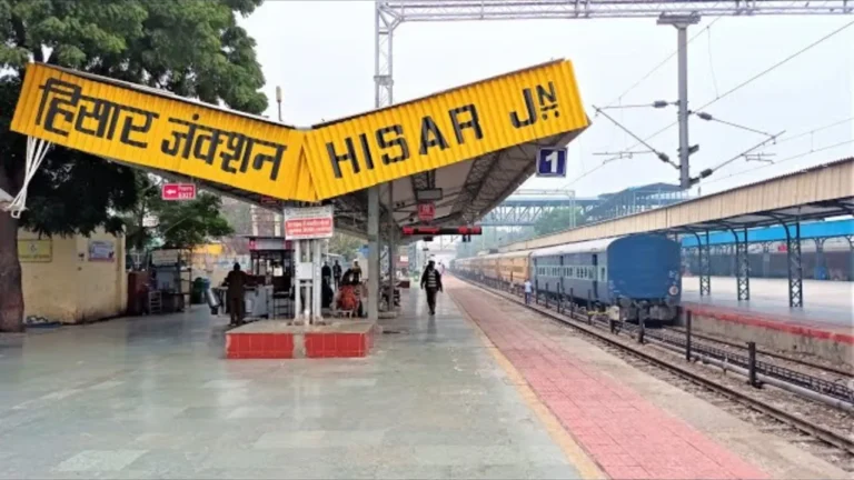Haryana News: डबल वॉशिंग लाइन निर्माण से हिसार बनेगा बड़ा रेलवे हब, यात्रियों को मिलेगी तेज ट्रेन सुविधा