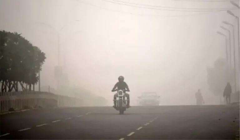 Haryana Weather Update: हरियाणा में सर्दी का असर गहरा, अगले चार दिन और तापमान गिरावट 28 नवंबर तक मौसम रहेगा खुश्क