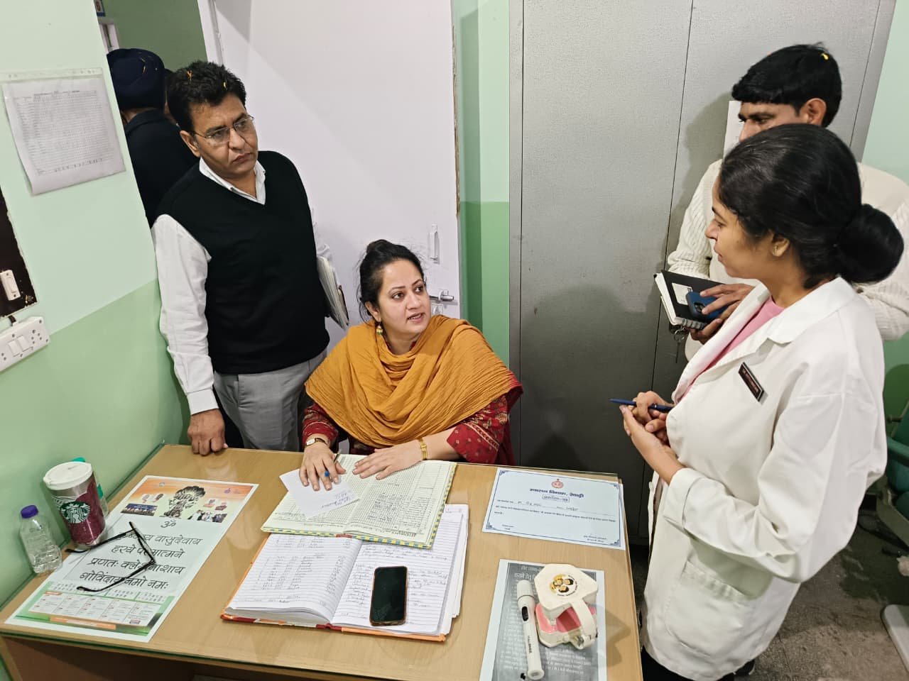Rewari News: प्राथमिक स्वास्थ्य केंद्र धारूहेड़ा की खुली पोल, स्वास्थ्य मंत्री आरती सिंह राव ने कार्रवाई करने के दिए आदेश