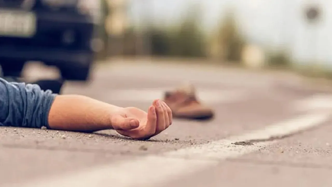 Haryana: सेक्टर-58 में दर्दनाक हादसा, डंपर ने भाई-बहन को कुचला, बच्चा गंभीर घायल