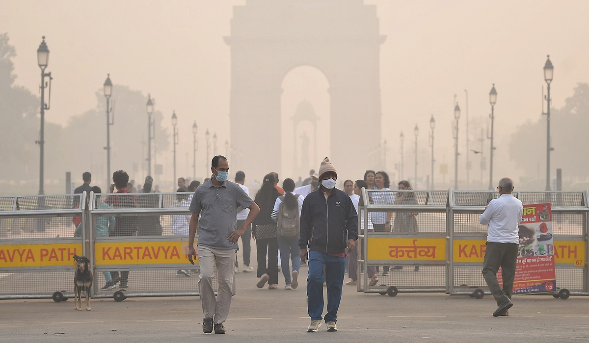 Delhi Air Pollution: दिल्ली में प्रदूषण से जूझती हवा में मिली राहत, लेकिन डब्ल्यू इलाके अभी भी बेहद खराब स्थिति