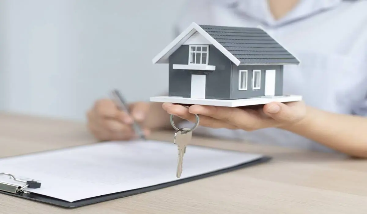 Haryana News: हरियाणा सरकार ने कब्जाधारकों के लिए बड़ी राहत, 20 साल पुराने कब्जों पर मालिकाना हक मिलने की तैयारी