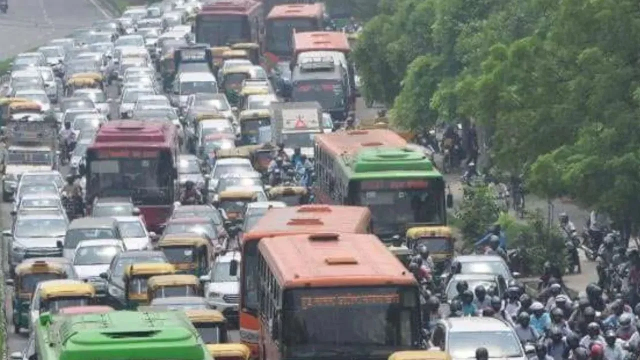 Gurugram News: गुरुग्राम में इंफ्रास्ट्रक्चर प्रोजेक्ट्स की रिव्यू मीटिंग, क्या विकास तेजी से होगा?