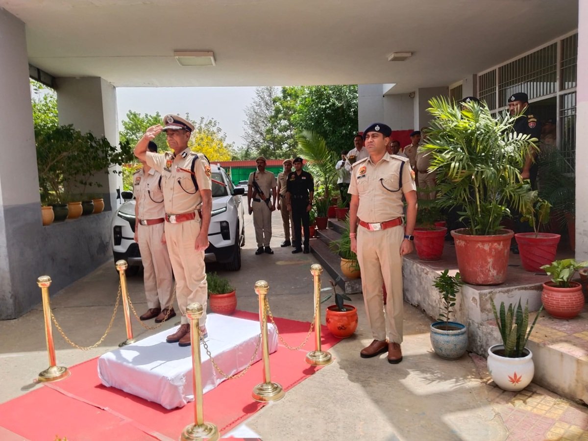 Haryana News: आईजी ओमप्रकाश नरवाल ने रेवाड़ी में संभाला मोर्चा