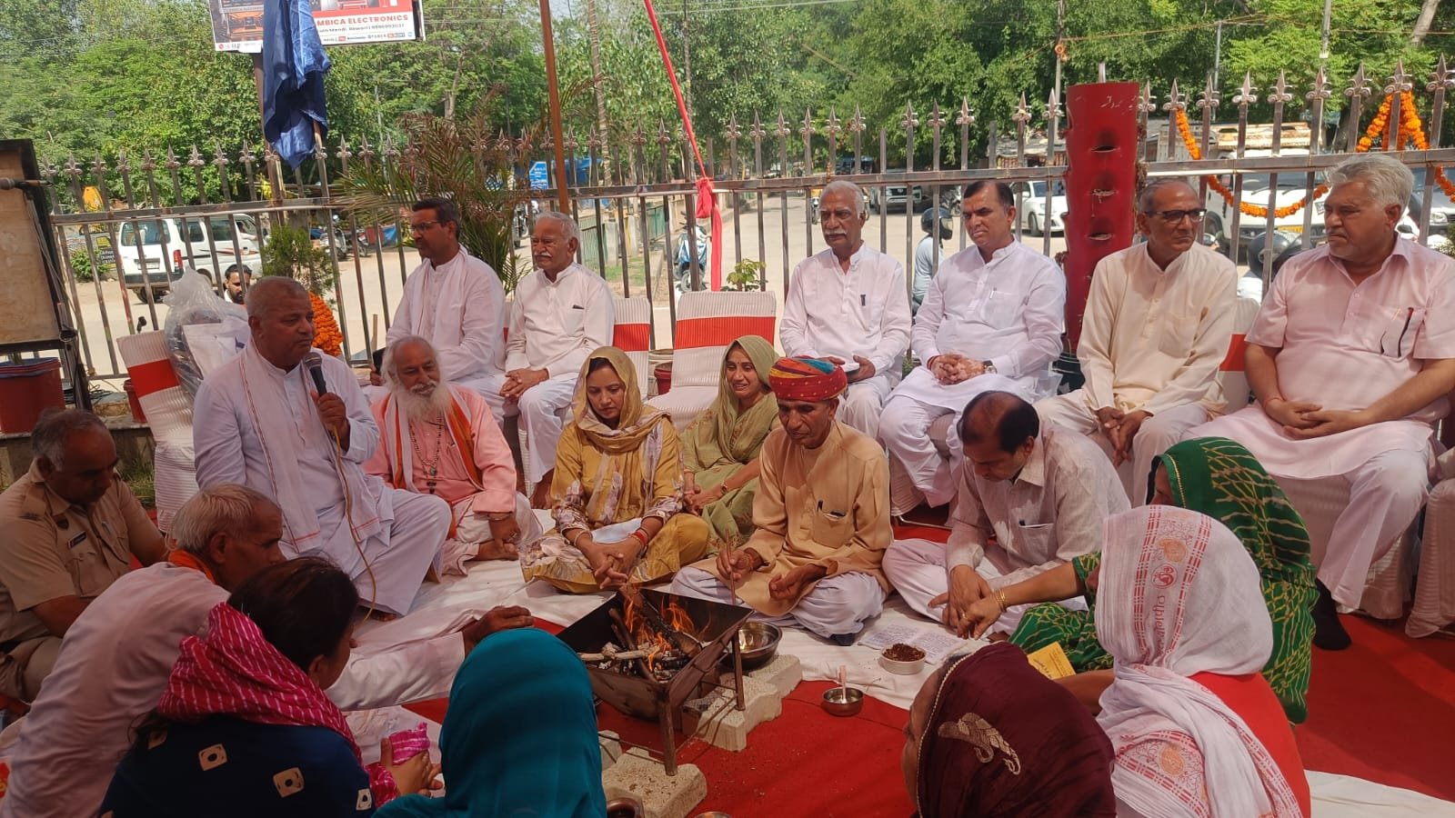 रेवाड़ी में महाराणा प्रताप जयंती समारोह: विश्व शांति के लिए हुआ वैदिक यज्ञ, समाजसेवियों और संगठनों को किया समानित