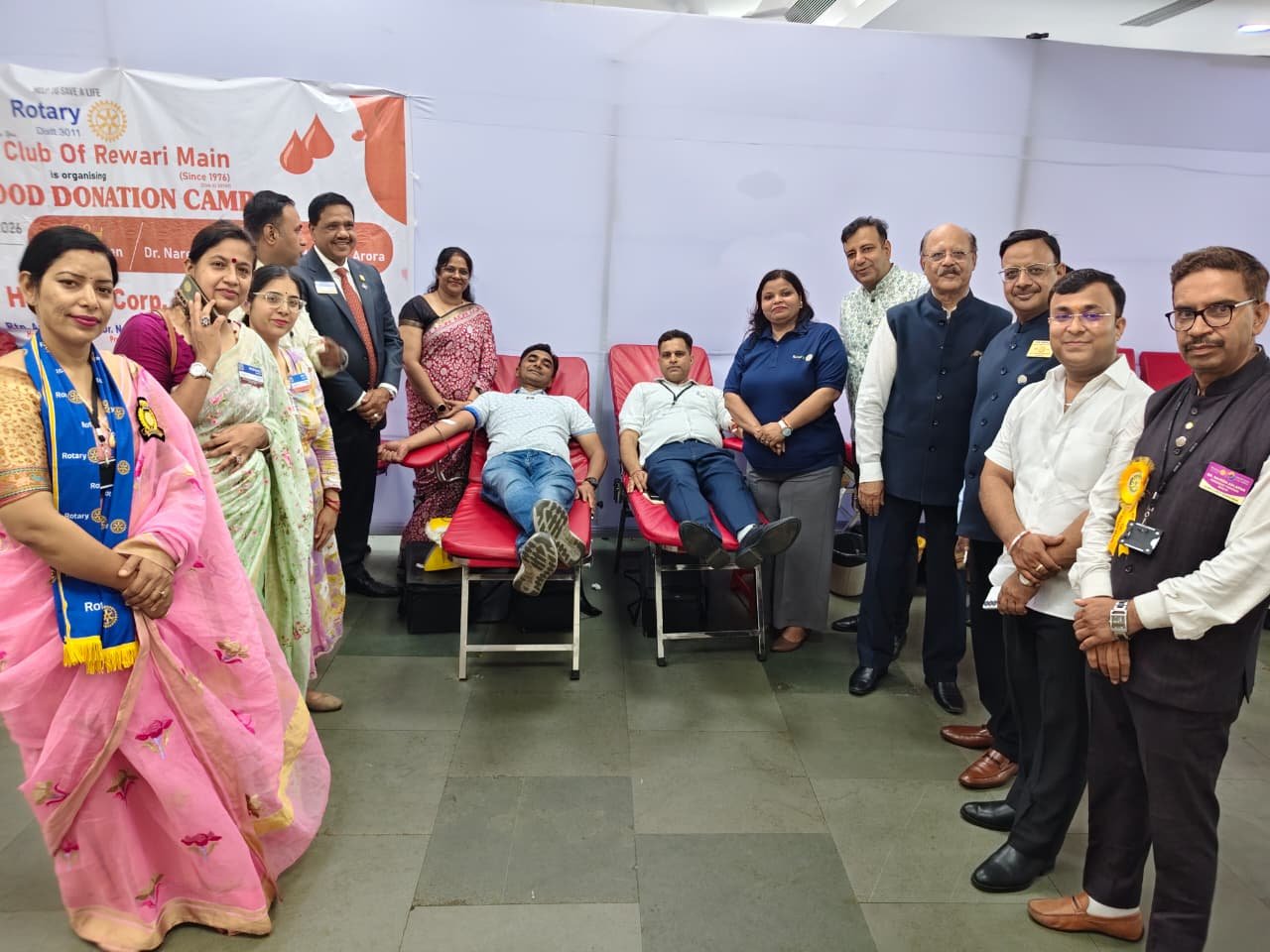 संस्थापक स्वर्गीय बृजमोहन लाल मुंजाल की 103वीं जयंती के अवसर पर धारूहेड़ा स्थित हीरो मोटोकॉर्प प्लांट में विशाल स्वैच्छिक रक्तदान शिविर का आयोजन किया गया