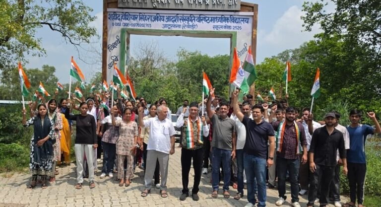 राजकीय महाविद्यालय जाटूसाना में निकली भव्य तिरंगा यात्रा