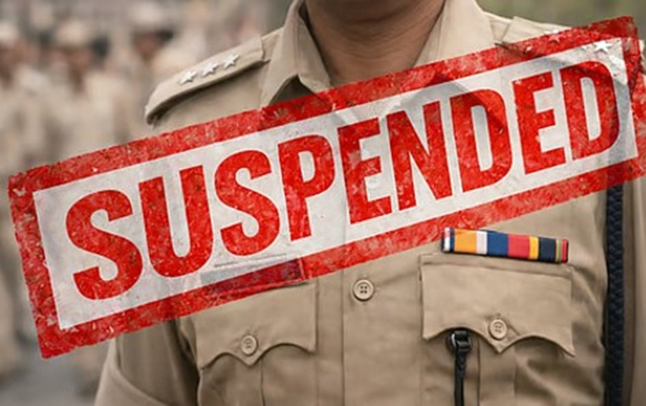 हरियाणा पुलिसकर्मी सस्पेंड