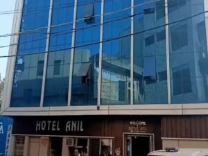 अनिल होटल रेवाड़ी के कमरे में मिला युवक का शव, FSL टीम ने जुटाए साक्ष्य