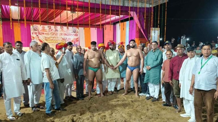 बाबा बिशनदास मंदिर में खेल स्टेडियम के लिए 42 लाख् देने की घोषणा