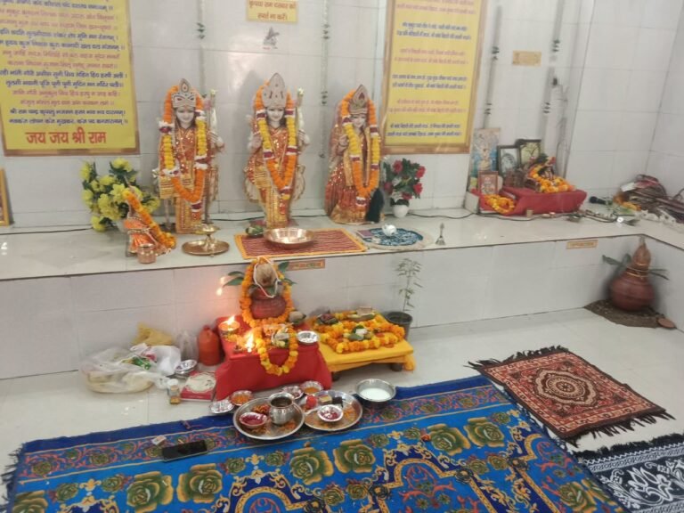 धारूहेड़ा: शिवनगर कॉलोनी में मंदिर स्थापना दिवस पर रामायण पाठ