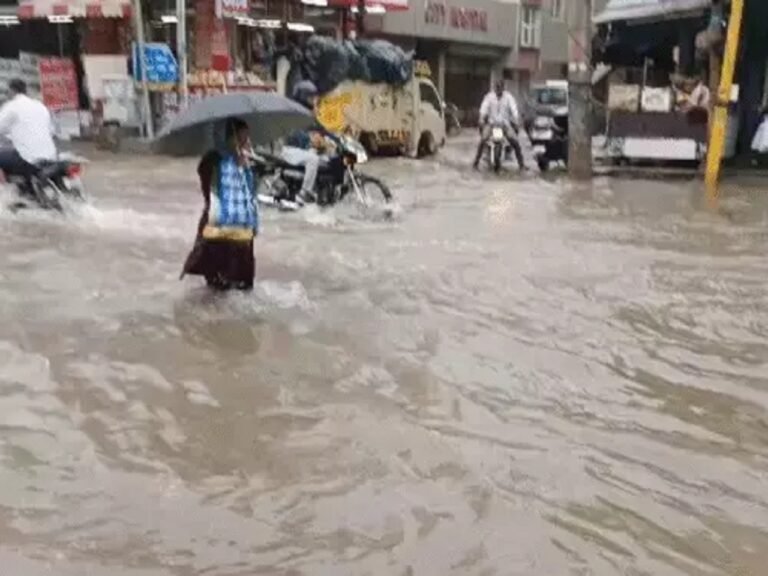 हरियाणा 10 जिलों में झमाझम बारिश, कई जगह गिरे ओले !