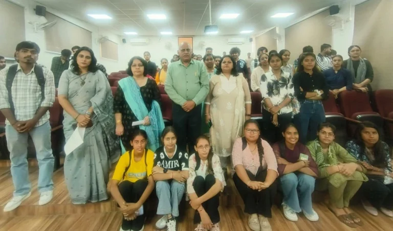 राजकीय महाविद्यालय खरखड़ा में रिज्यूमे लेखन और प्रोफाइल निर्माण पर व्याख्यान
