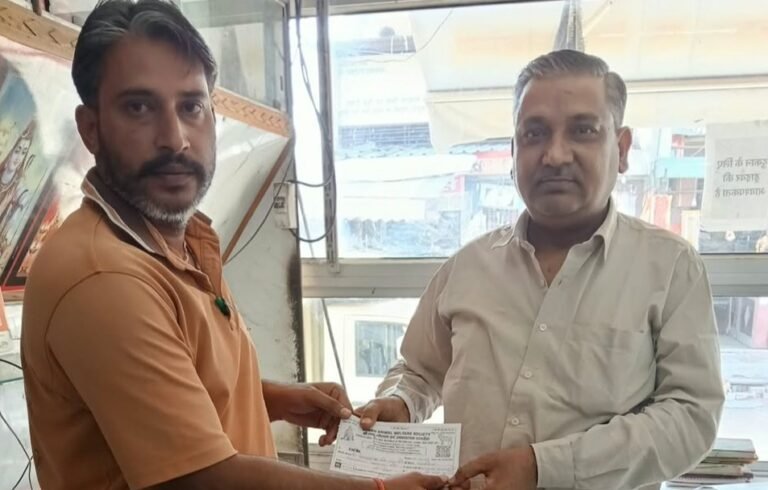 समाजसेवी तेज प्रकाश ने नंदू गोशाला धारूहेड़ा  में दिया 51 हजार रुपये का सहयोग