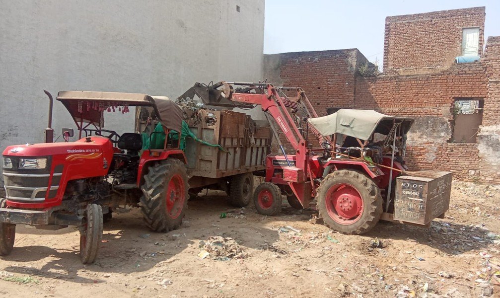 धारूहेड़ा के वार्ड-4 में चलाया गया विशेष सफाई अभियान, रविवार को स्टेडियम परिसर में होगी सफाई