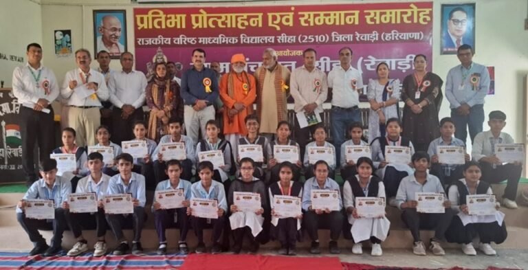 विज्ञान प्रदर्शनी में सीहा स्कूल बना ओवरऑल विजेता, खंड खोल के नन्हे वैज्ञानिकों के बीच हुए रोचक मुकाबले