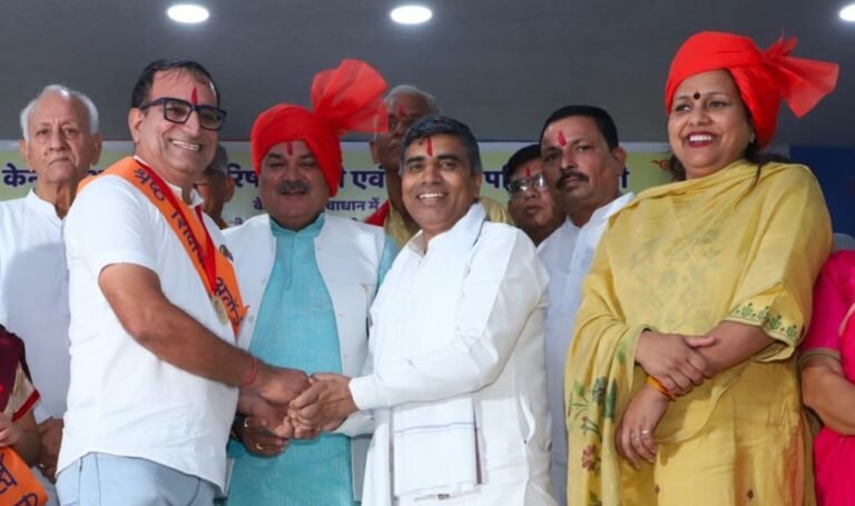 मनोज कुमार वशिष्ठ को मिला श्रेष्ठ शिक्षक अवार्ड-2026