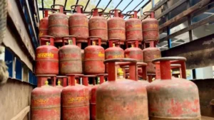 बावल पुलिस की बड़ी कार्रवाई: साबन पुल के पास पकड़ी 50 गैस सिलेंडरों से भरी पिकअप