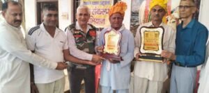 जाटूसाना गौशाला में सूबेदार बलबीर सिंह सम्मानित, 6 गौशालाओं को 1.51 लाख की मदद