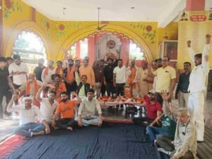 रेवाड़ी में विहिप और बजरंग दल ने किया शस्त्र पूजन, धर्म और सुरक्षा का दिया संदेश