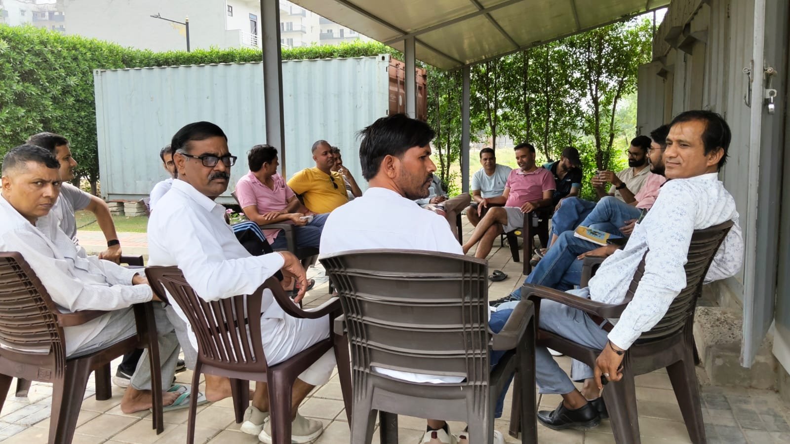 धारूहेड़ा की ट्यूलिप सिटी सोसाइटी में  समस्याओं पर गरमाया माहौल: दी बड़े आंदोलन की चेतावनी
